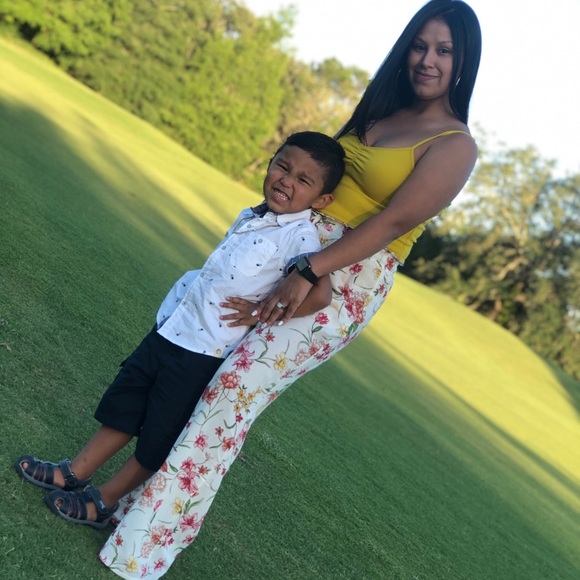 Meet your Posher, Annette - Picture 1 of 1